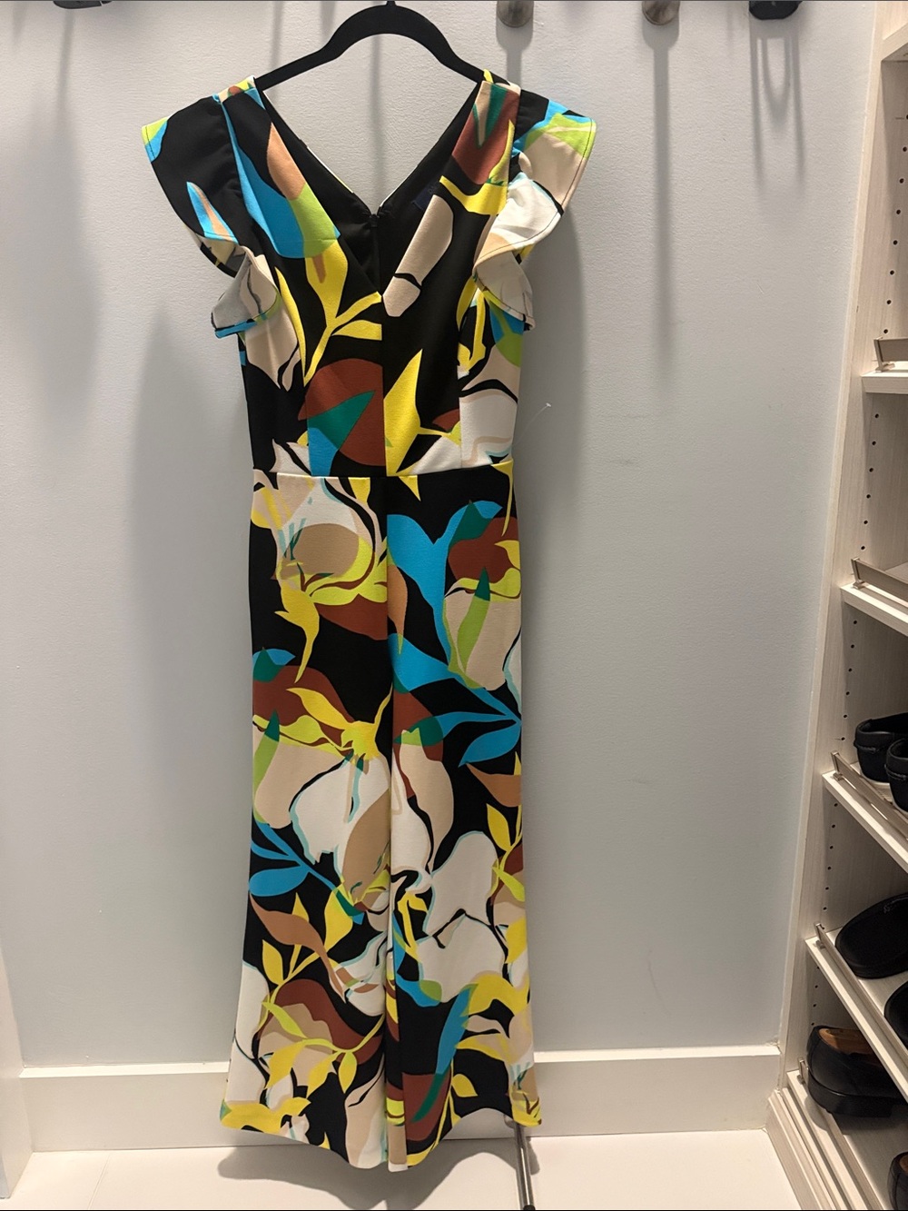 Floral Abstract Flutter-Sleeve j - Black Multi